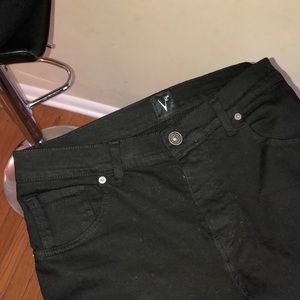 Slim Fit V2 Black Jeans with Hole in Knee